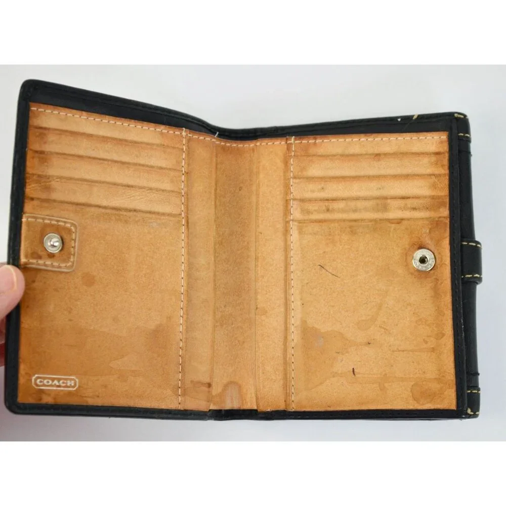 Coach Vintage Black Leather Bifold Wallet Visible Stitching Nickel Hardware Soho